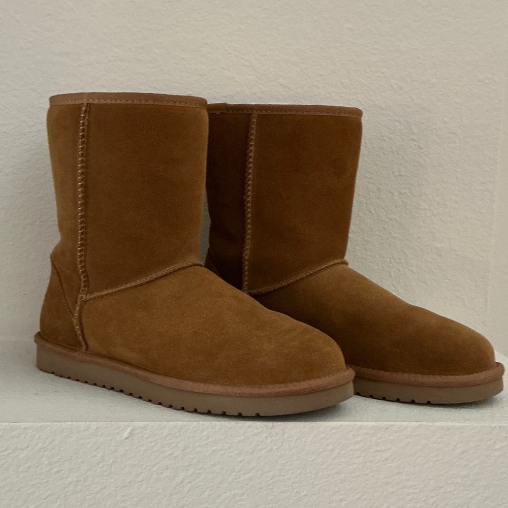 Koolaburra Chestnut Suede Boots Size 8